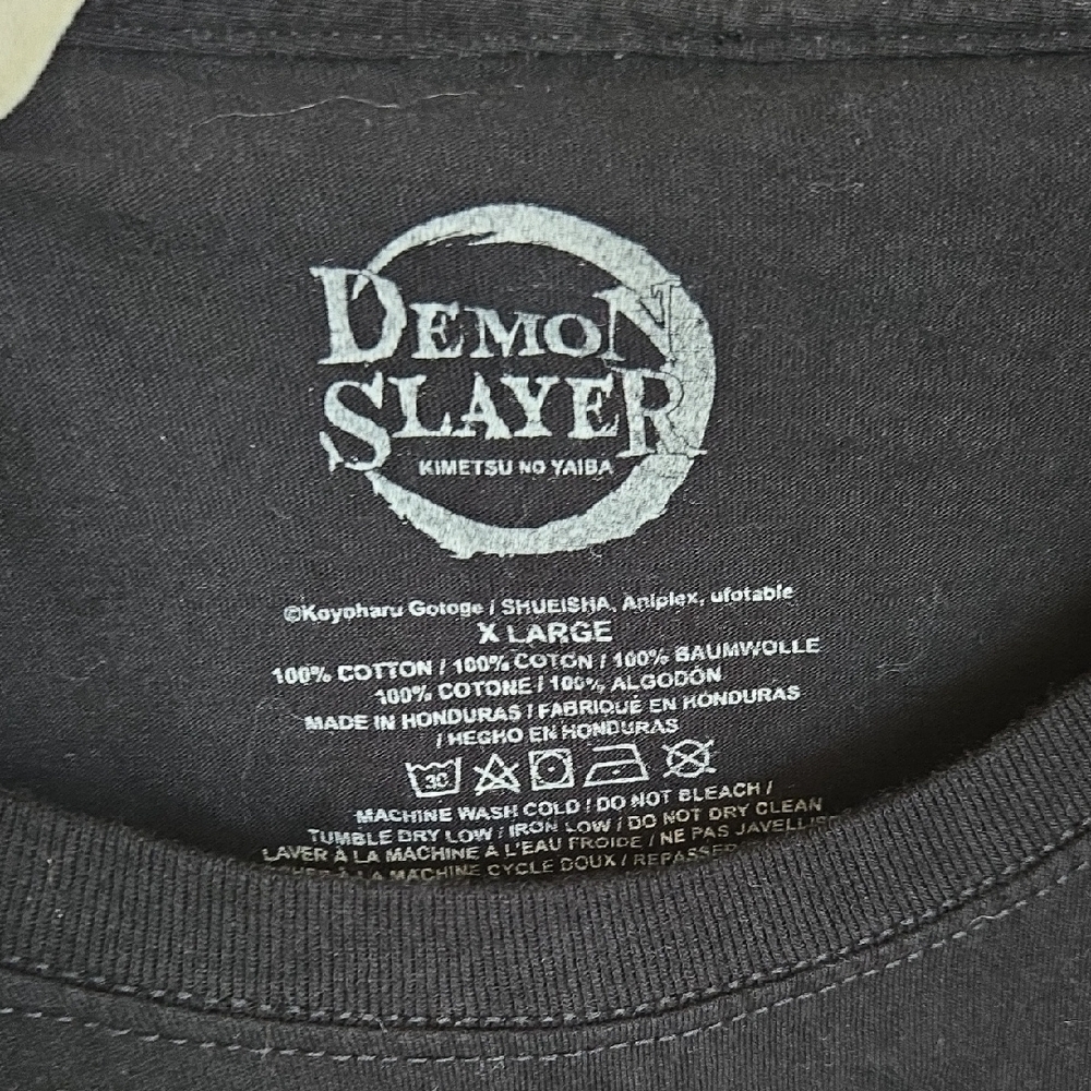 Demon Slayer Black Anime Graphic T-Shirt - Picture 3 of 3